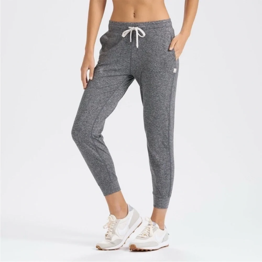 Vuori Heather Gray Women's Joggers - Picture 1 of 8